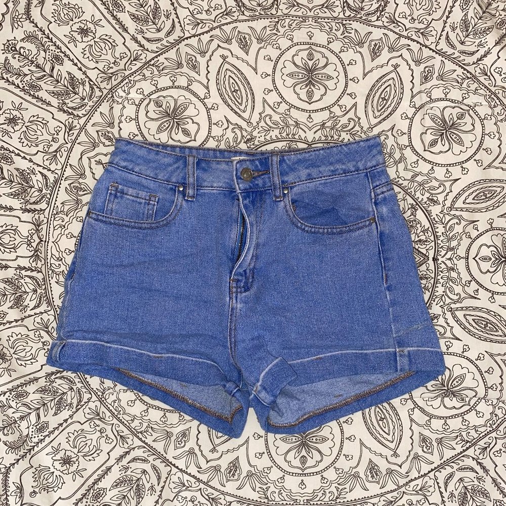 Vibrant Pacsun Mom Shorts